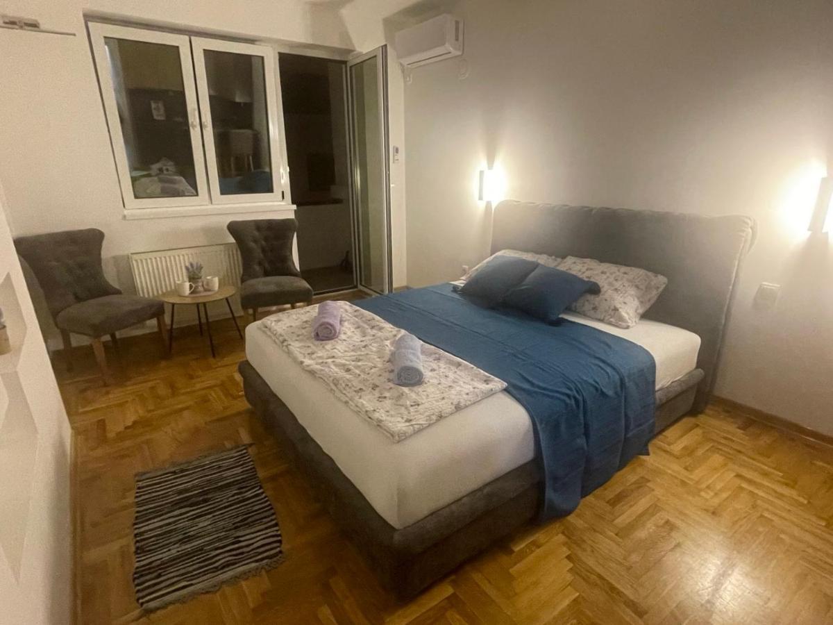 Vmaks Apartman Valentina Vodnika Daire Novi Sad Dış mekan fotoğraf